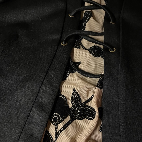 Y2K Strapless Black Top - Picture 4 of 5